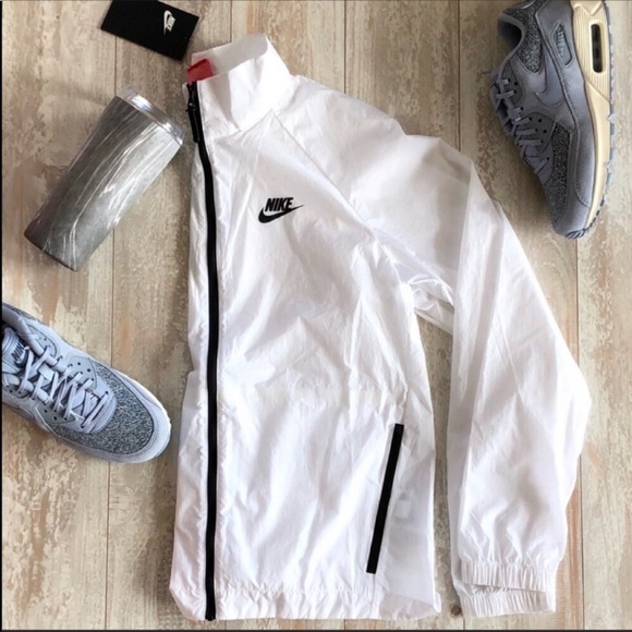 NWT Nike Running Jacket 150$ windbreaker - Picture 3 of 8